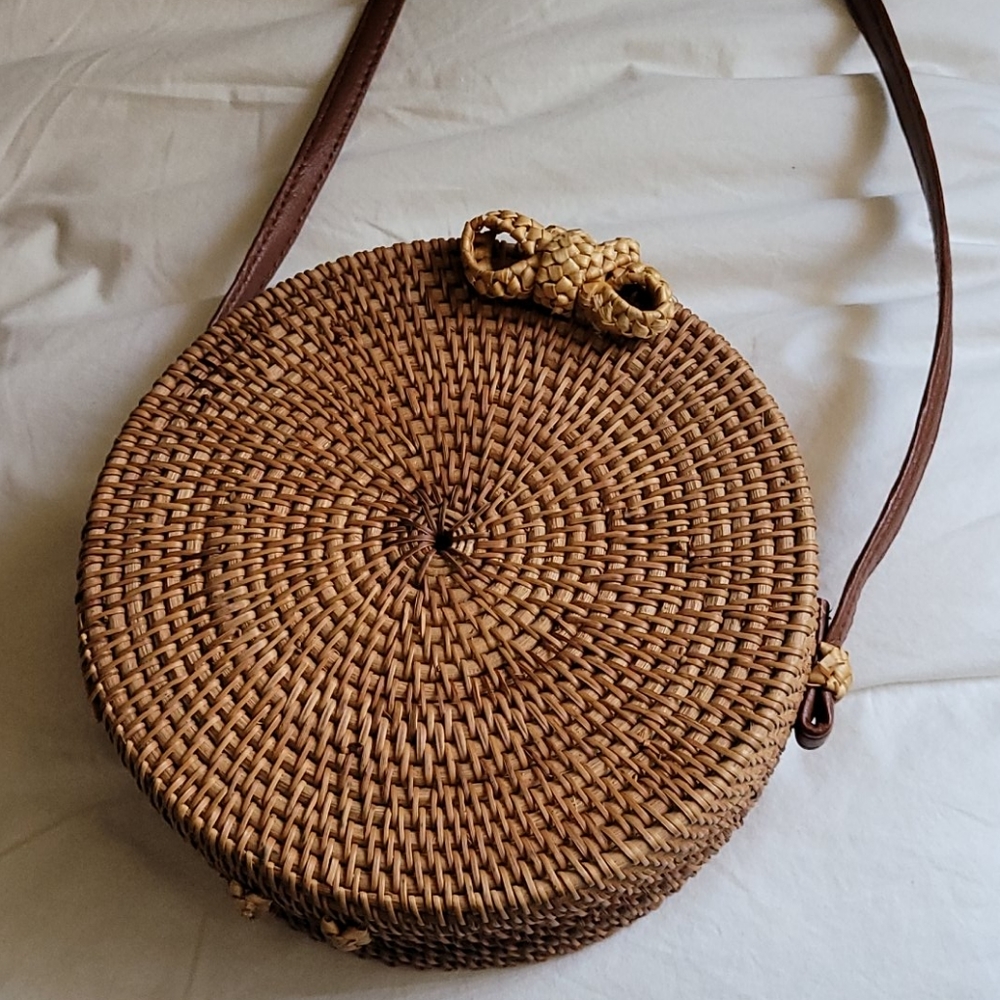 Round Rattan Bag
